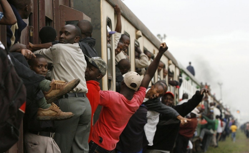 30 photos that will make traffic jams on the way to work seem like a breeze