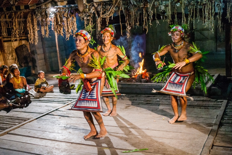 5 exotic tribes you can visit