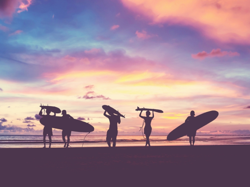 5 reasons to go surfing on holiday