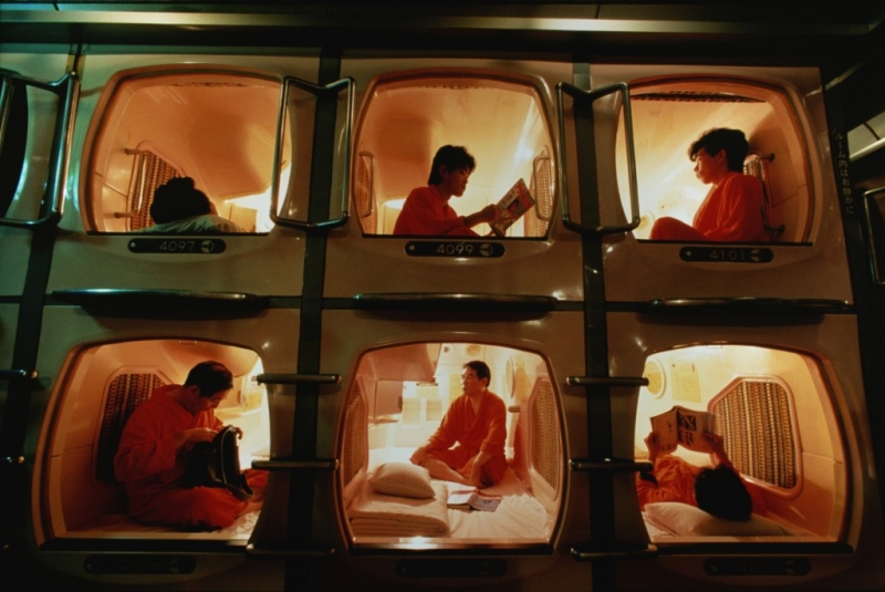 Capsule hotels at world airports: how to relax without leaving the transit zone