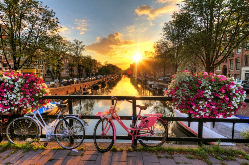 How to quickly, easily and cheaply rent a bike in Europe