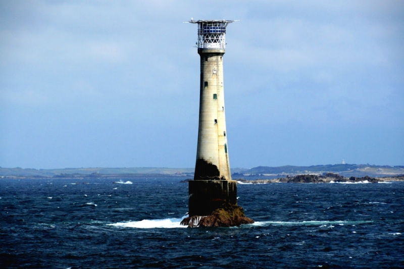 Keepers of the secrets of the seas: 5 lighthouses with an unusual history