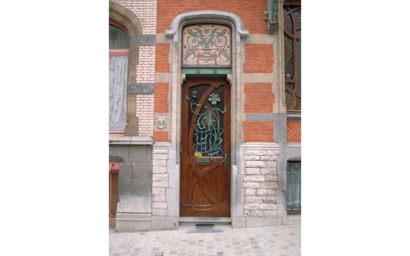 Open modern: a collection of doors in the Art Nouveau style