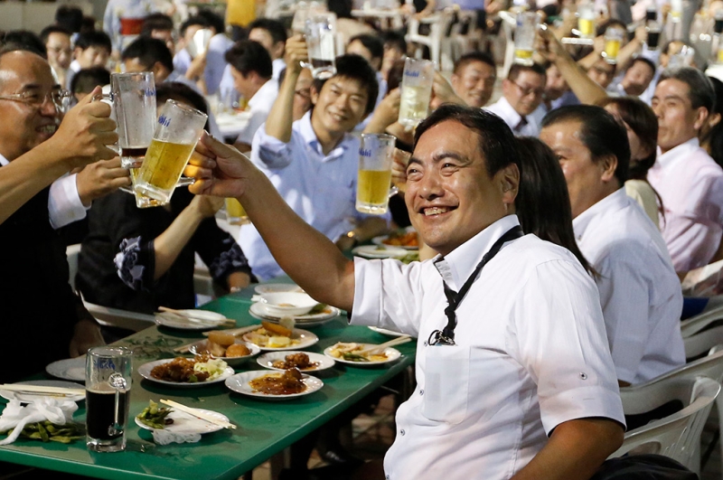 Toasts from Eastern countries that turn a tourist into a “local”