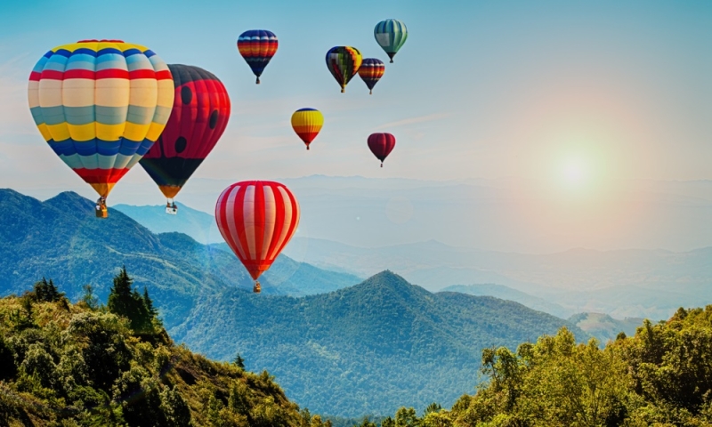 Up! Where to fly in a hot air balloon