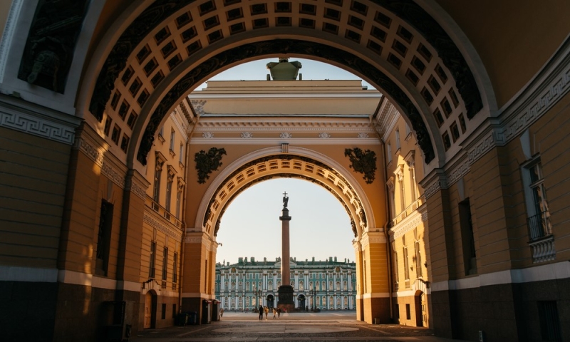 What to do in St. Petersburg: catch discounts and go on vacation to the Northern capital