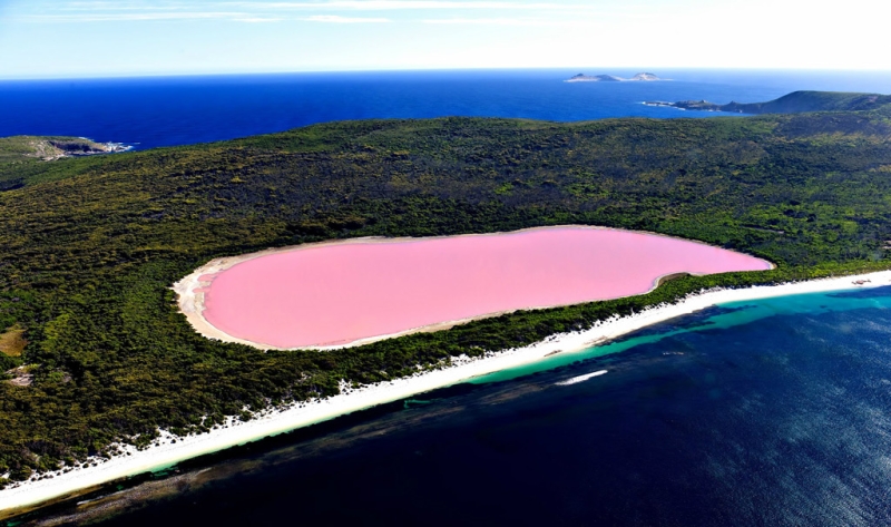 Wonders of colored lakes