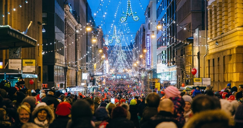 6 best destinations for New Year&#39;s shopping