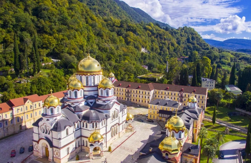 Holidays in Abkhazia in 2020 - paradise without a passport and high expenses