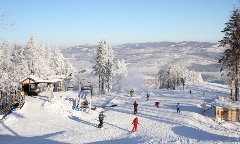 Opening the season: unobvious ski resorts in Russia