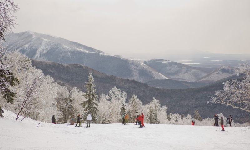 Opening the season: unobvious ski resorts in Russia
