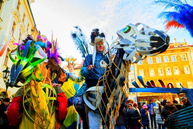 The funniest carnivals you should go to this winter